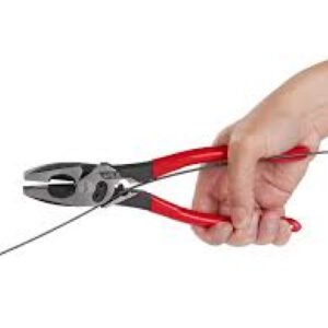 Milwaukee 9 in. Lineman's Pliers with Crimper / Bolt Cutter and Dipped Grip